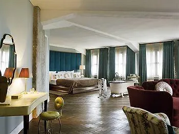 Soho House Hotell 5*